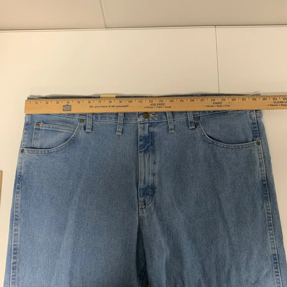 Wrangler Rugged Wear Jeans Mens‎ 44x30 Blue Relaxed Fit NWT